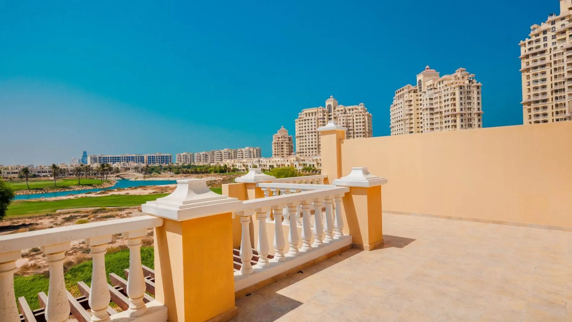 Luxurious Vacation Villa With Private Pool Ras al-Khaimah